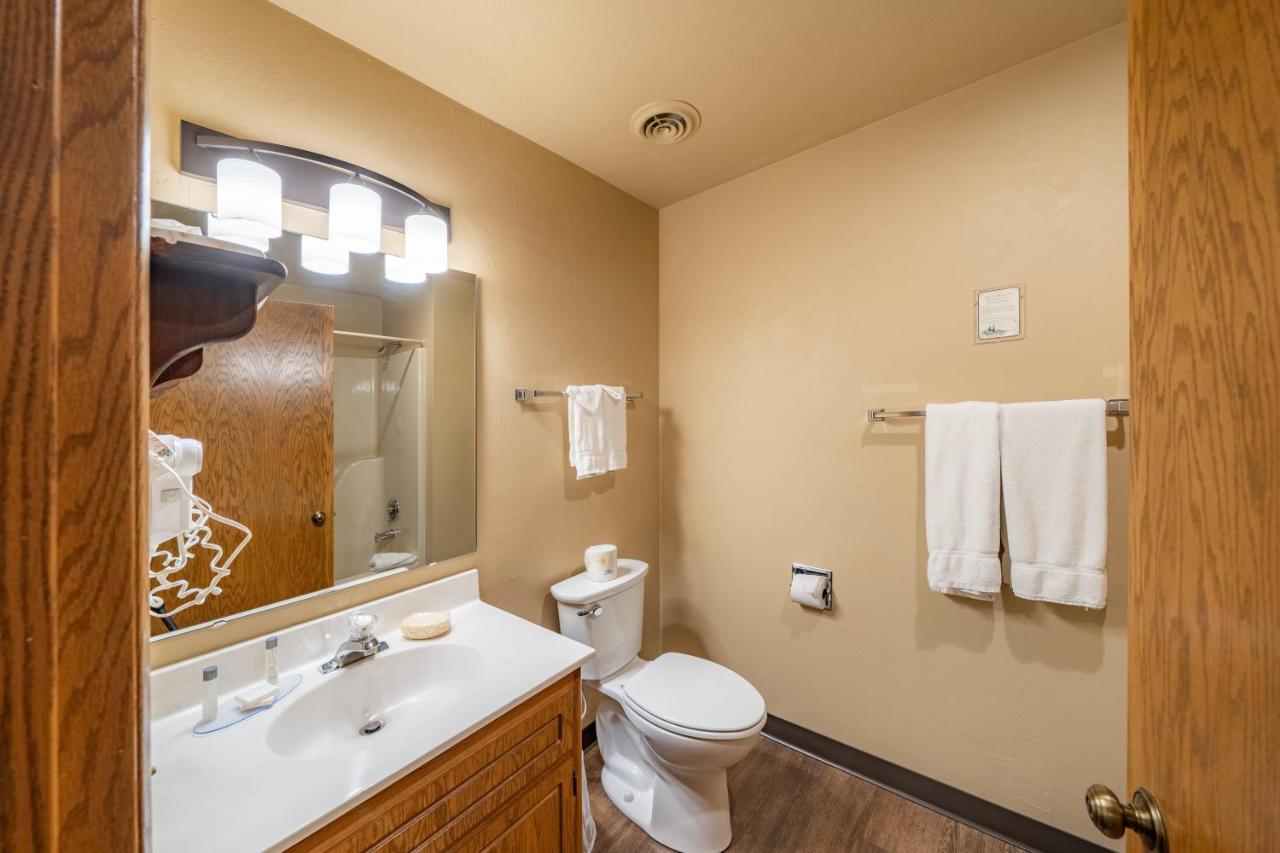 Somerset Inn & Suites Ephraim Exterior photo