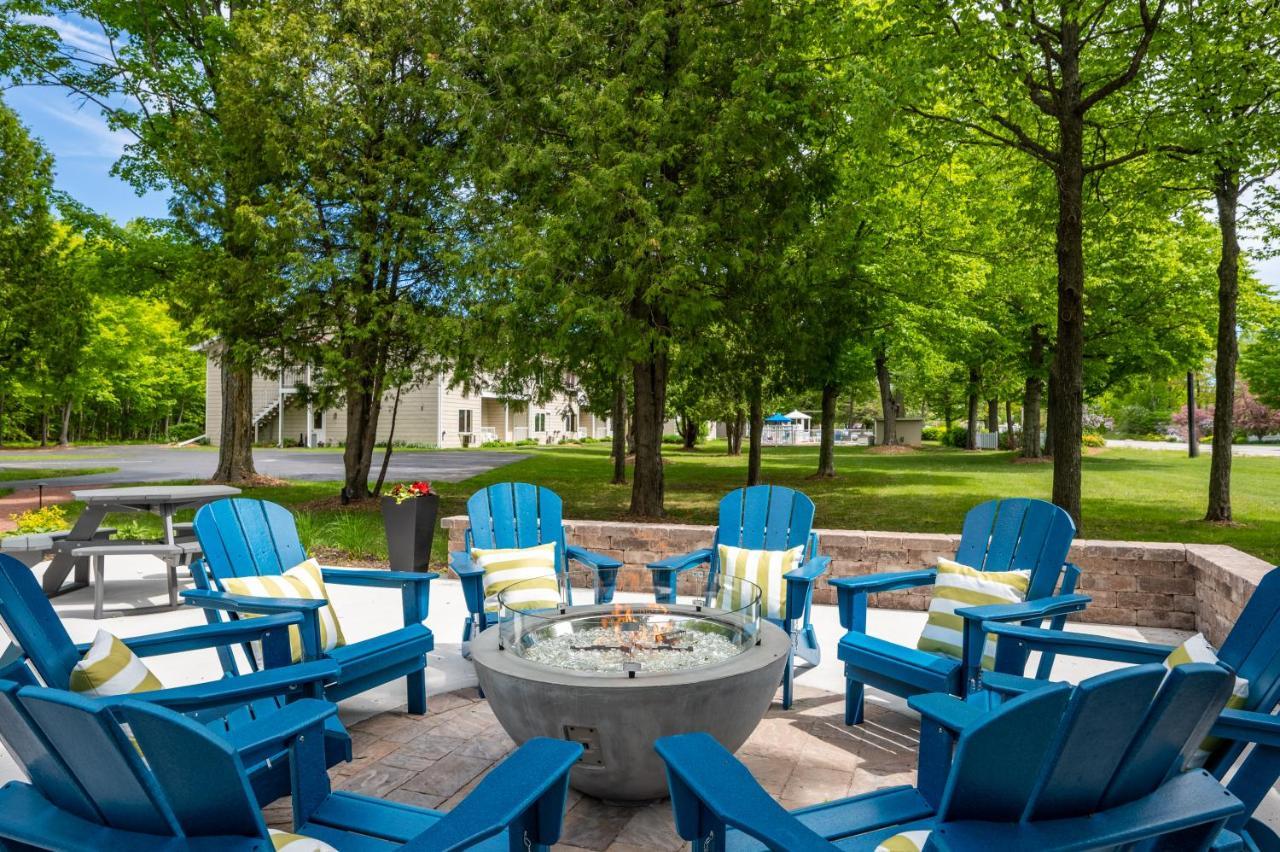 Somerset Inn & Suites Ephraim Exterior photo