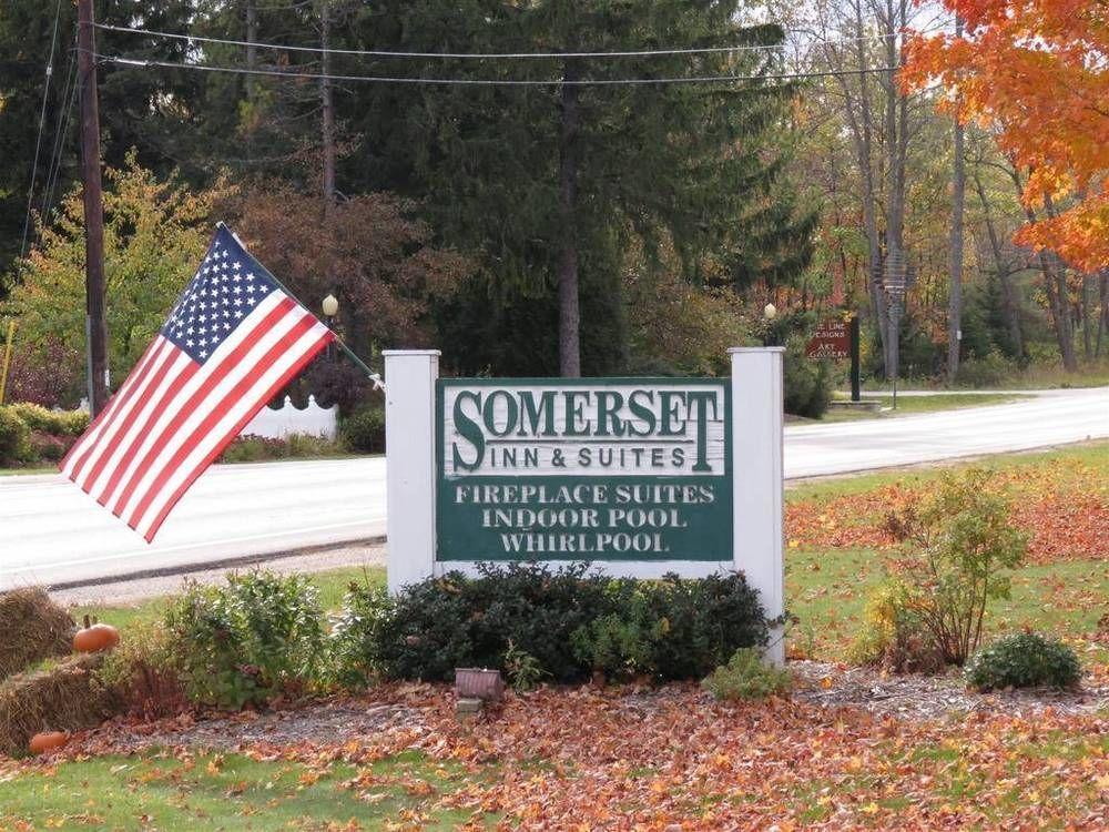 Somerset Inn & Suites Ephraim Exterior photo